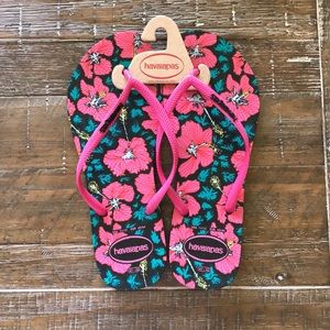 NWOT Havaianas Slim Floral Flip Flop Sandal